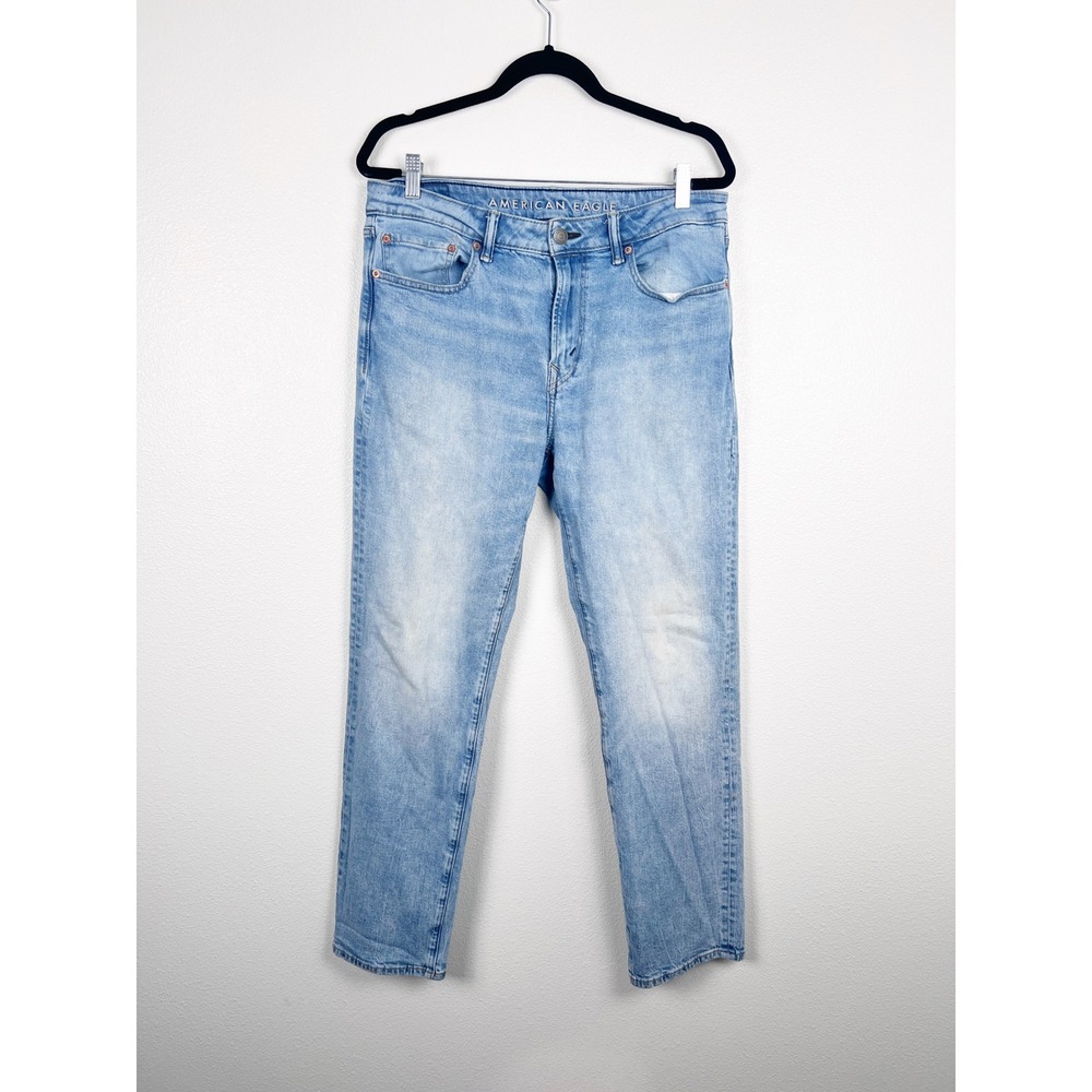 American‎ Eagle Men's Athletic Straight Light Wash Jeans Sz 32